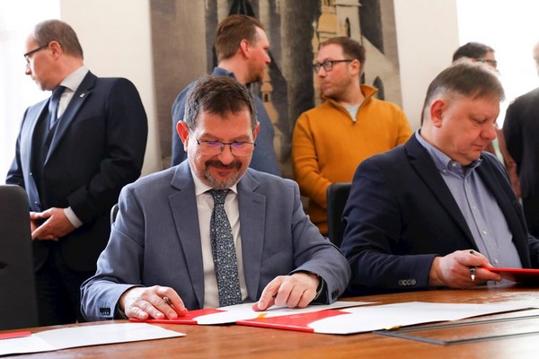 Masarykova univerzita získala od Brna pozemky na výstavbu kolejí