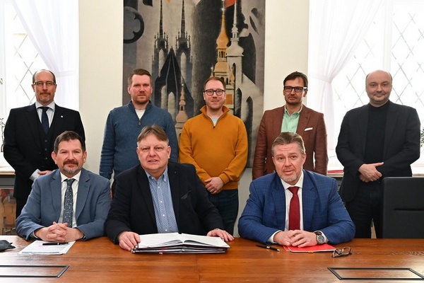 Masarykova univerzita, Teplárny Brno a město Brno podepsaly memorandum o spolupráci v oblasti energetiky