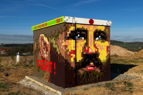 Trafostanice v Brně vzdává hold bojovníkovi Jiřímu Procházkovi